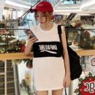Sleeveless Color Block Letter T-shirt