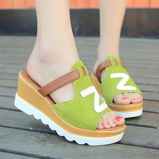 Z-applique Strapped Slide Platform Wedge Sandals