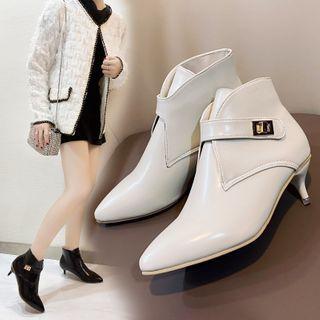 Pointy-toe Kitten Heel Ankle Boots