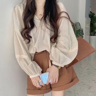 Long-sleeve Lace Trim Blouse / Wide-leg Shorts