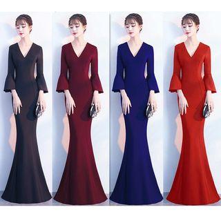 V-neck 3/4-sleeve Sheath Evening Gown