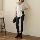 V-neck Slit-side Fleece-lined T-shirt