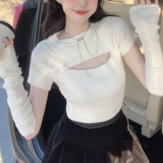 Set: Short-sleeve Cut-out Knit Top + Oversleeves