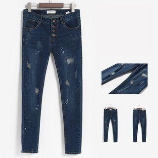 Distressed Buttoned Jeans