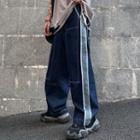 Piped Wide-leg Jeans
