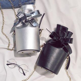 Bow Accent Chain Strap Bucket Bag