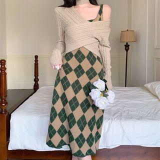 Cropped Sweater / Sleeveless Argyle Knit Midi Dress