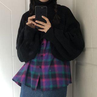 Turtleneck Crop Sweater / Plaid Shirt