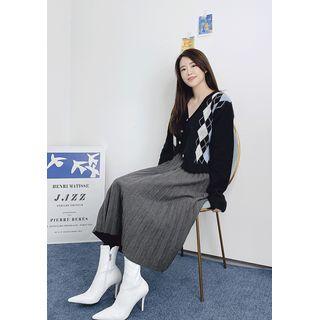 V-neck Argyle Knit Cardigan Black - One Size