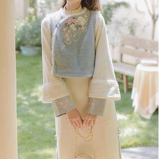 Floral Embroidered Vest / Midi Qipao / Set