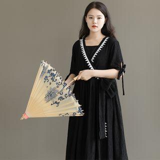 Contrast Trim Short-sleeve A-line Midi Dress