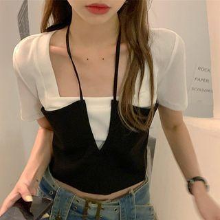 Square-neck Two-tone Panel Cropped T-shirt Black & White - One Size