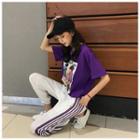 Printed Short Sleeve T-shirt / Striped Sweatpants