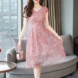 Short-sleeve Midi Lace A-line Dress