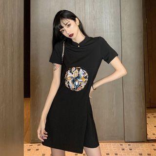 Short-sleeve Applique A-line Dress Black - One Size