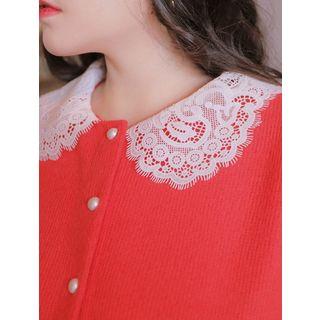 Lace-collar Faux-pearl Buttoned Blouse
