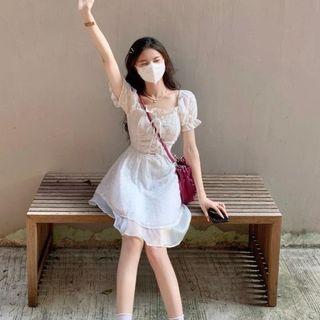 Square-neck Plain Ruffle Cut-out Puff-sleeve Dress