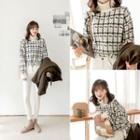 Turtle-neck Houndstooth Knit Top