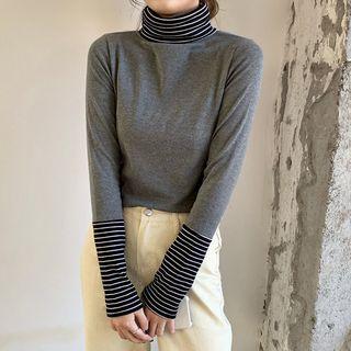 Long-sleeve Panel Turtle-neck T-shirt