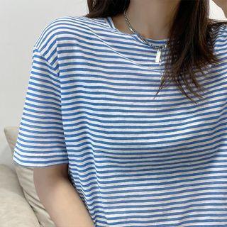 Short-sleeve Round-neck Striped Top