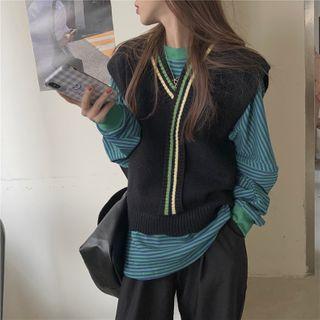 Contrast Trim Knit Vest / Long-sleeve Striped T-shirt