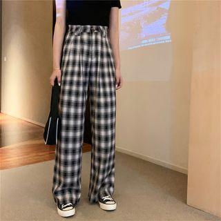Plain Short-sleeve Slim-fit T-shirt / Plaid Loose-fit Pants