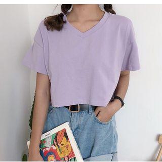 Short-sleeve V-neck Crop T-shirt