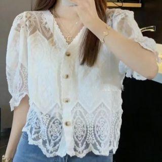 Long-sleeve V-neck Jacquard Blouse / High-waist Asymmetric Jeans