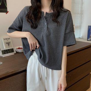 Short-sleeve Henley Knit T-shirt