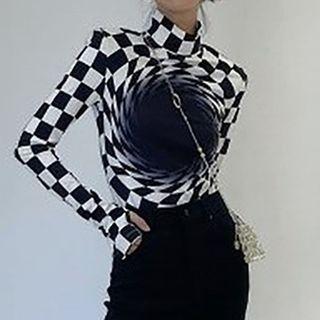 Long-sleeve Checkerboard Turtleneck Fitted Top