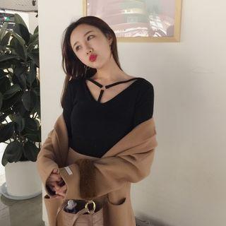 Ring-accent Cropped Long-sleeve Top