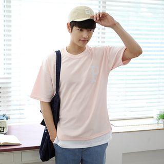 Layered-hem Lettering T-shirt