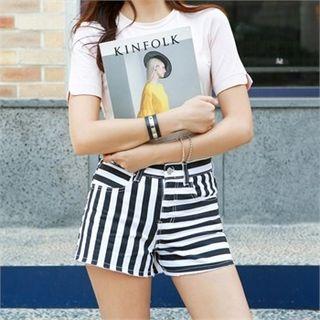 Pocket-side Stripe Cotton Shorts