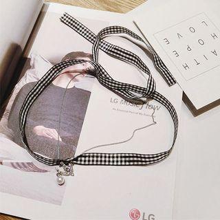 Faux Pearl Plaid Choker