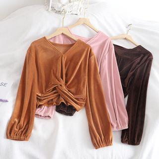 Velvet Knotted Long-sleeve Crop Top