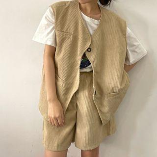 Set: Cargo Vest + Wide-leg Shorts