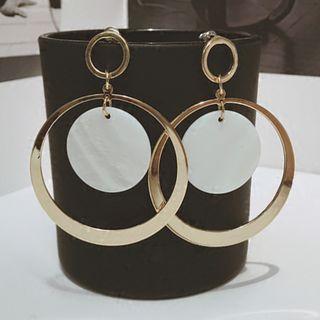 Scallop Disc Hoop Earring