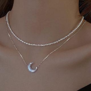 Faux Pearl Choker / Moon Pendant Necklace / Set