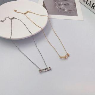Interlocking Hoop Necklace