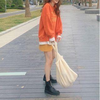 Set: Contrast Trim Loose-fit Top + A-line Skirt