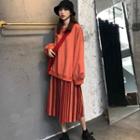 Plain Pullover / Striped Midi Skirt