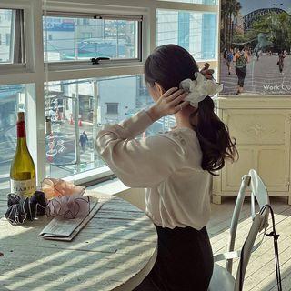 [lovb] Bishop-sleeve Crepe Blouse