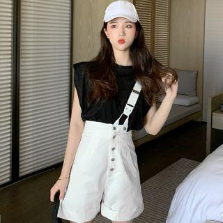 Cap-sleeve T-shirt / Denim Jumper Shorts