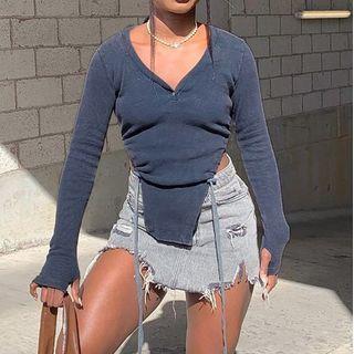Long Sleeve V-neck Tie-waist Crop Top