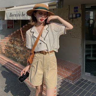 Short-sleeve Lace Blouse / Applique Shorts