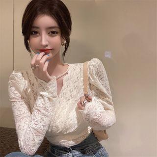 Slim-fit V-neck Lace Top