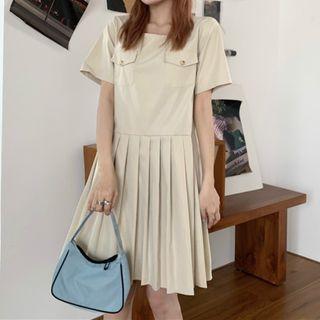 Pocket Detail Short-sleeve Shift Dress As Shown In Figure - One Size