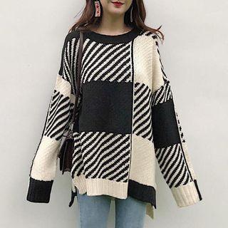 Color-block Check Loose-fit Sweater