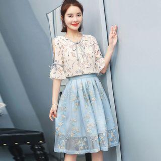 Set: Elbow-sleeve Floral Print Top + A-line Midi Skirt