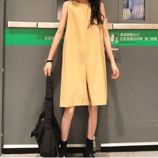 Plain Pinafore Shorts